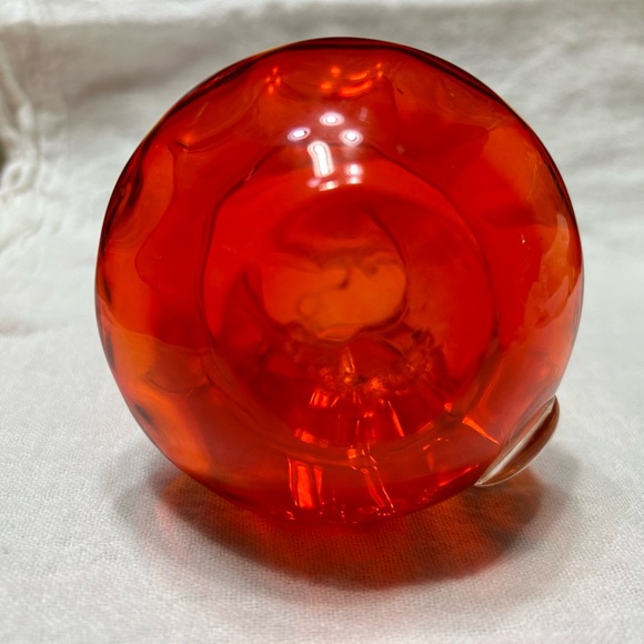 Vintage hand blown ruby red cream pitcher, clear handle, glass.  Mint condition - Picture 5 of 5